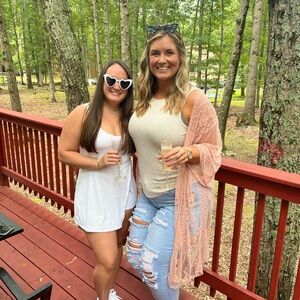 Meet your Posher, Dacey